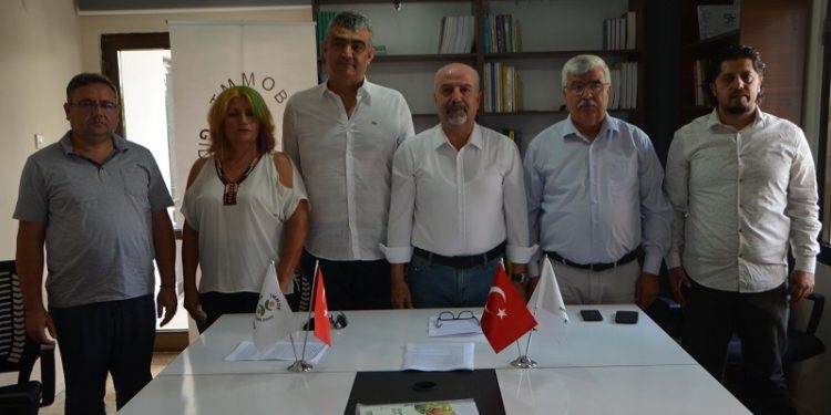 “Hem tüketici hem üretici kaybediyor”