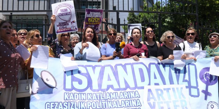 Kadınlardan Erdoğan hakkında suç duyurusu