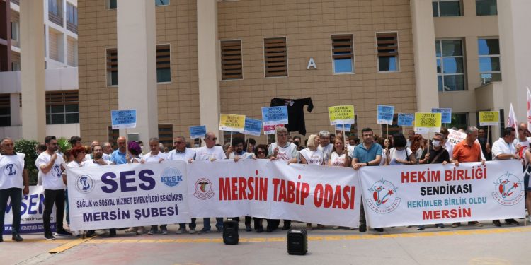 Sağlık emekçileri yeniden grevde: “Sağlıklı bir geleceği birlikte inşa edeceğiz”