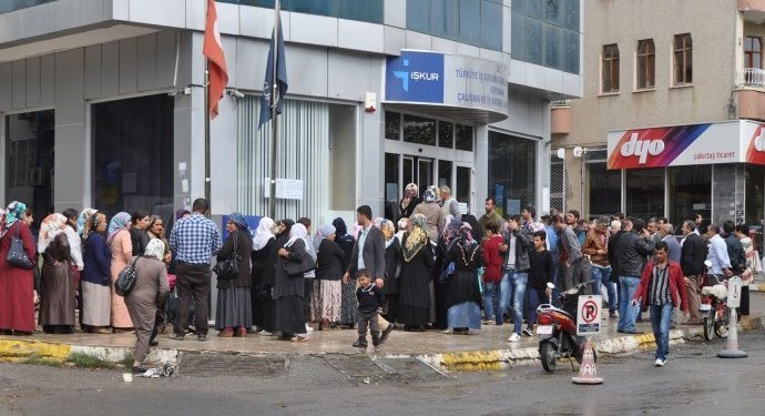 TÜİK’e göre işsizlik azaldı