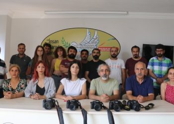 Gazeteciler: 24 Temmuz bayram değil, mücadele günüdür