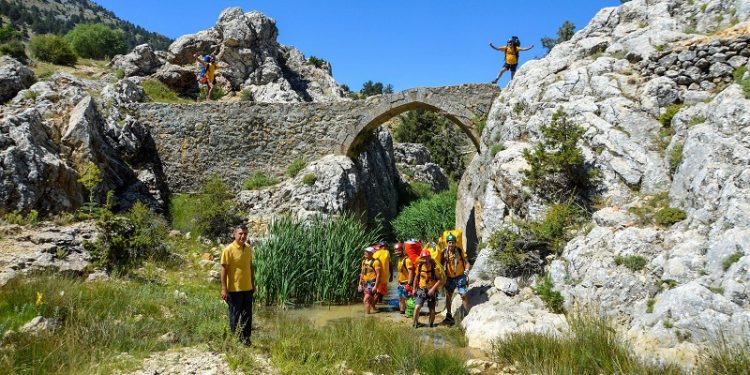 Torosların saklı cenneti Kestel Kanyonu’nda eşsiz bir deneyim