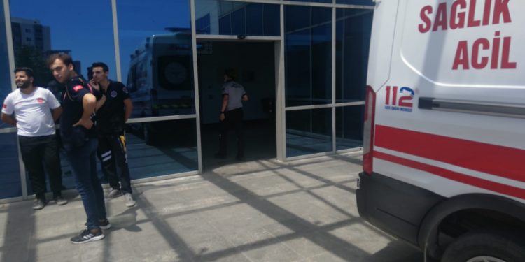 Sağlık çalışanlarına dehşet yaşattı, serbest bırakıldı