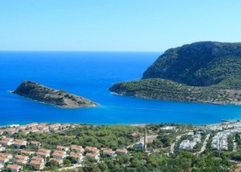 Akdeniz’in saklı cenneti Tisan Adası yapılaşmaya açıldı