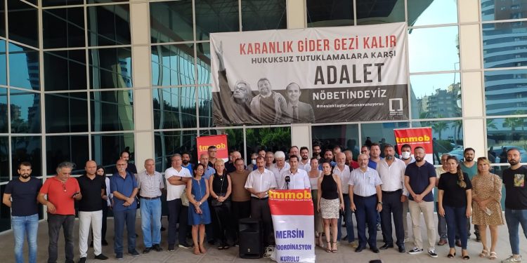 TMMOB Adalet Nöbeti’ne devam ediyor: “Gezi’ye Özgürlük!”