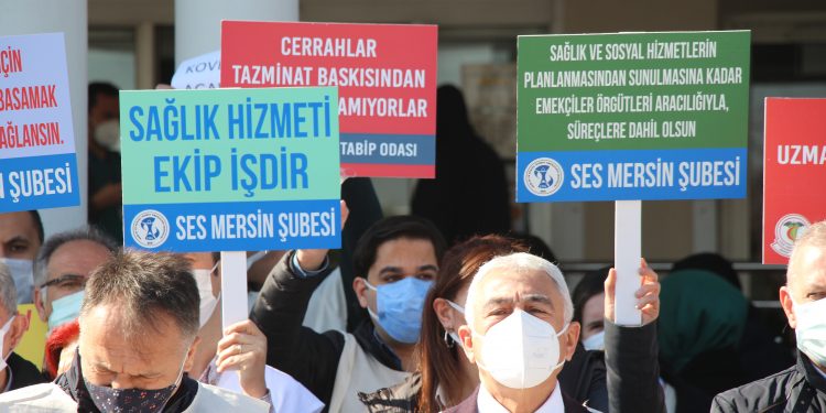 Sağlıkçılardan yönetmeliğe tepki: “Kar odaklı ve yetersiz”