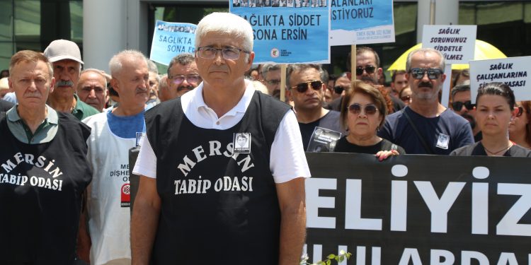 “Hekimler göçe zorlanıyor”