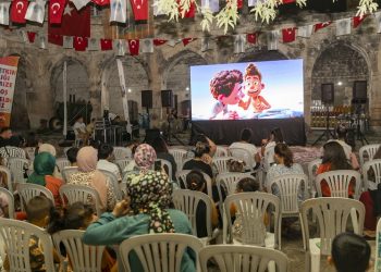 Hem konser hem sinema keyfi