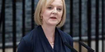 İngiltere Başbakanı Truss istifa etti