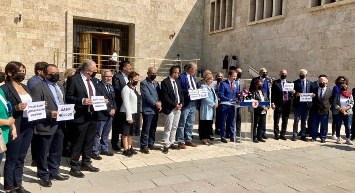Gazeteci meslek örgütleri Meclis’ten seslendi: Basın özgürlüğü kalmayacak