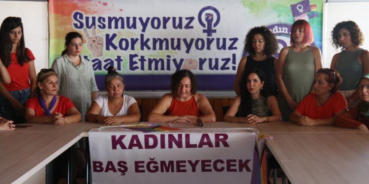 Kadın Platformu’ndan taciz, şiddet ve mobbinge karşı tutum belgesi