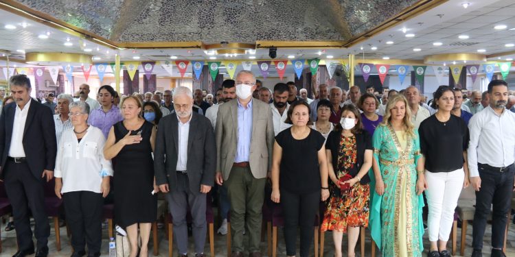 HDP Akdeniz ilçesi kongresi coşkuyla gerçekleştirdi