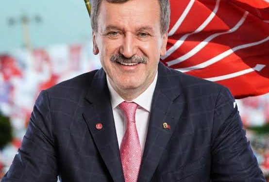 CHP Mersin İl Başkanı Adil Aktay başkanlıktan istifa etti