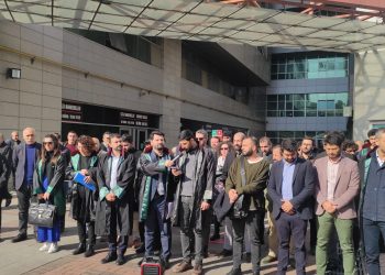 Tehlikede Avukatlar Günü nedeniyle Mersin’de açıklama yapıldı