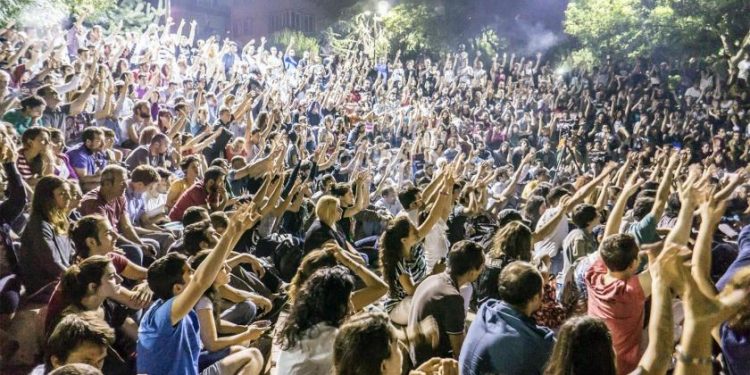 Mersin’de gençler taleplerini “Gençliğin Yüzleri” başlıklı forumda tartıştı