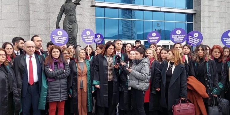 Mersin Barosu 6 yaşındaki çocuğa isitismar davasına katıldı