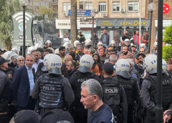 Kızılay ile ilgili açıklama yapmak isteyenlere engelleme