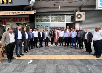 Yeşil Sol Parti adayları Mersin’de gidilmeyen yer bırakmıyor