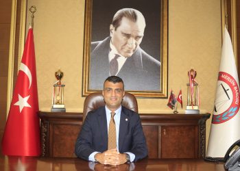 Özdemir: Çocuk haklarının güvence altına alındığı bir dünya diliyorum