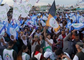 Binler Tarsus mitinginde: 14 Mayıs’ta baharı getirmeye geliyoruz