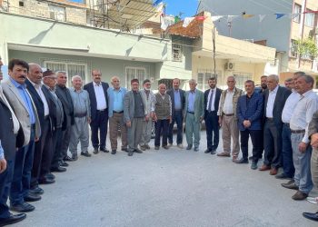 Yeşil Sol Parti, Mersin’de 4 husumetli aileyi barıştırdı