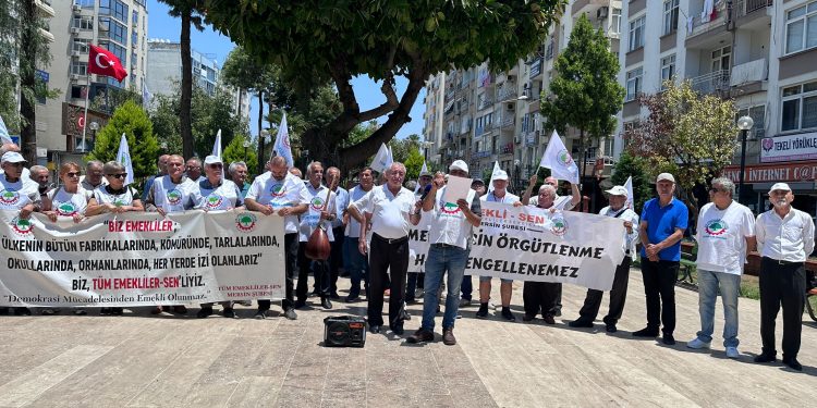 Emekliler sokağa çıktı: Sendika hakkımız engellenemez