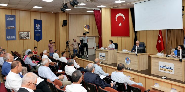 Akdeniz Belediyesi’nde bir emekçi raporlu olduğu gün işten çıkarıldı