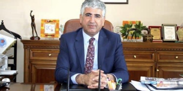 Mersin Büyükşehir Belediyesi Başkanı Gündeş ilk duruşmada tahliye edildi