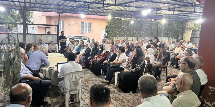 Mersin’de halk toplantıları aralıksız sürüyor: Yerel seçimlere güçlü gideceğiz