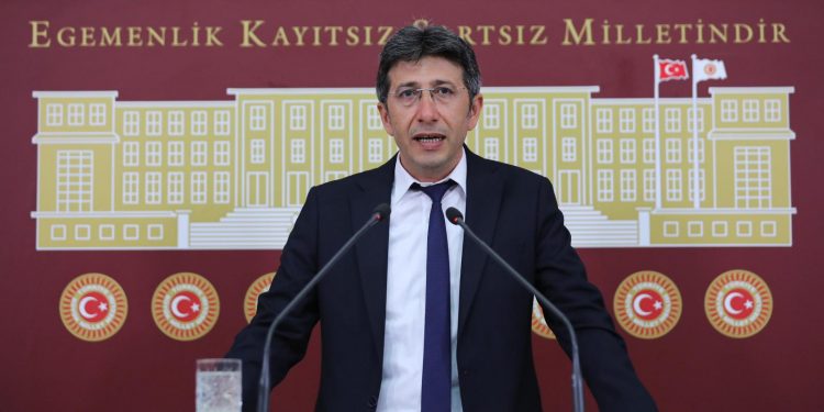 Bozan: AKP iktidarı en az 9 milyon emekliye zulmediyor