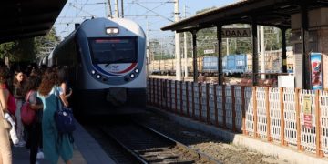 Adana-Mersin treni: Sefer sayısında düşüş, bilet ücretinde artış