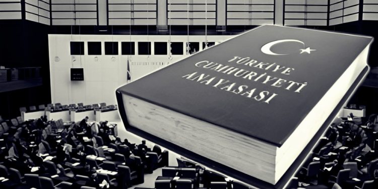 İ. Hakkı Şimşek yazdı: Yeni bir Anayasa oyunu ile yüzde 51 gündemi?