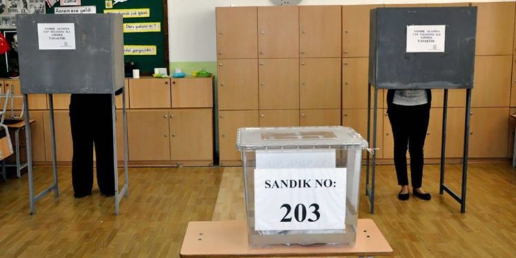 Meseleyi Vahap Seçer ile sınırlı tutanlara: Önemli olan kişiler değil, ilkeler