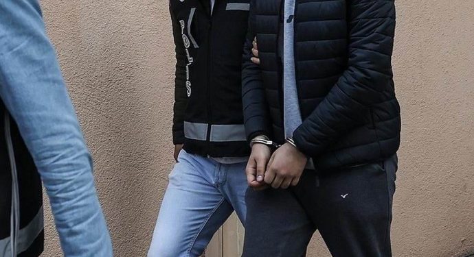 Mersin’de 6 gözaltı