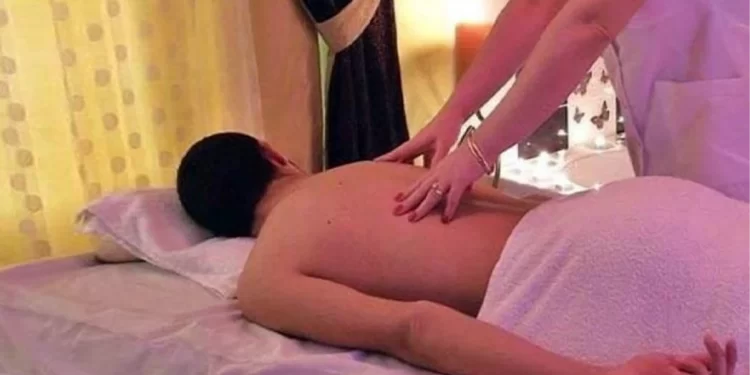 ‘Eşim masaj salonunda fuhuşa sürükleniyor’