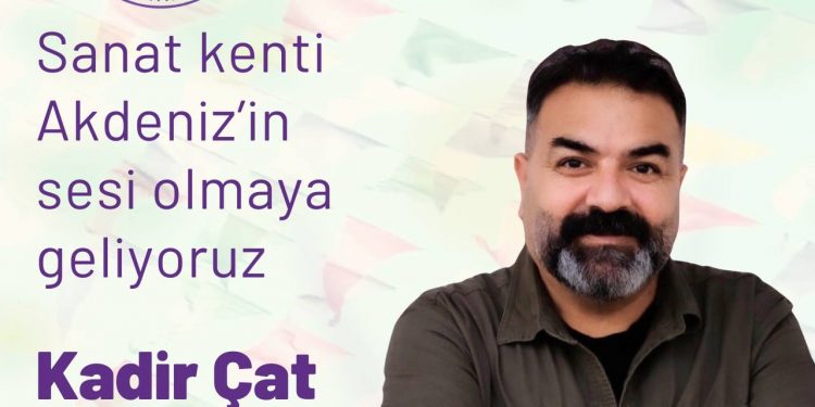 Sanatçı Kadri Çat Akdeniz Belediyesi meclis üyeliği için DEM Parti’den aday adayı oldu