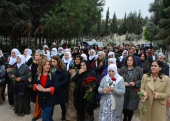 Leyla Şaylemez mezarı başında anıldı: Bu mücadele sürecek