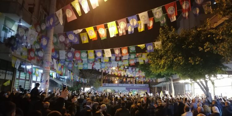 ‘Zafer halaylarını Akdeniz Belediyesi’nde çekeceğiz’