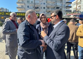 DEM Parti Akdeniz adayları Maraşlılarla bir araya geldi