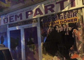 DEM Parti ilçe binasına saldırı