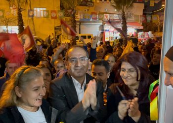 Seyhan’da büro açılışı: Seyhan’ı kazanacağız