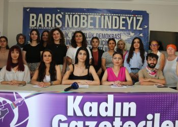 Mersin’de Kadın Gazeteciler Derneği kuruldu