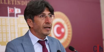 Milletvekili Bozan, Bakan Tekin’e: Okulların sorunlarını ya çözün ya da Akdeniz Belediyesi’nin hizmetine engel olmayın!