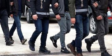 Mersin’de siyasetçi ve hak savunucuları gözaltına alındı